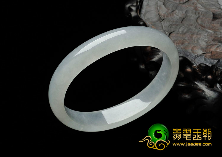 冰种晴水缅甸翡翠贵妃镯（57mm-51.2mm）