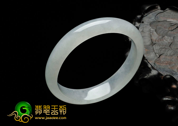 冰种晴水缅甸翡翠贵妃镯（57mm-51.2mm）