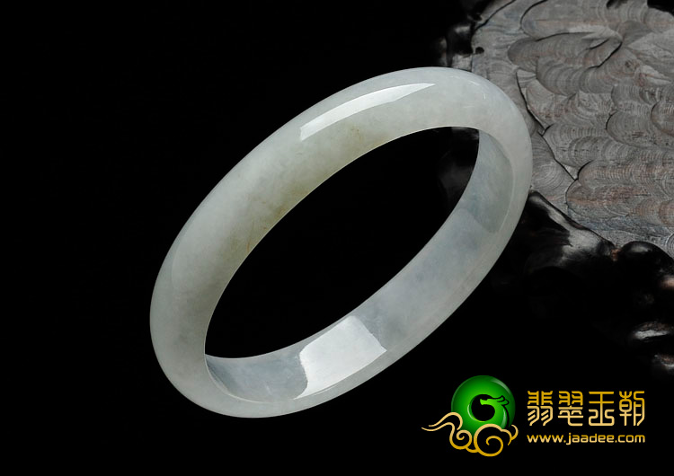 冰种晴水略带黄翡缅甸翡翠贵妃镯（59.6mm-51.3mm）