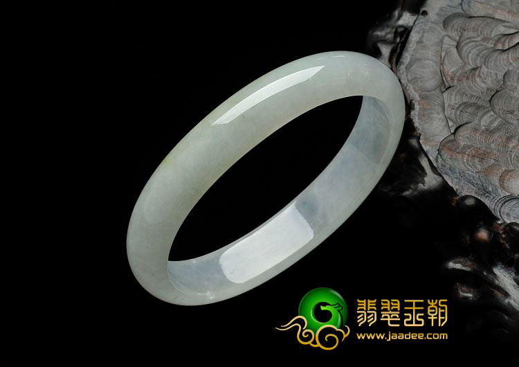 冰种晴水略带黄翡缅甸翡翠贵妃镯（59.6mm-51.3mm）