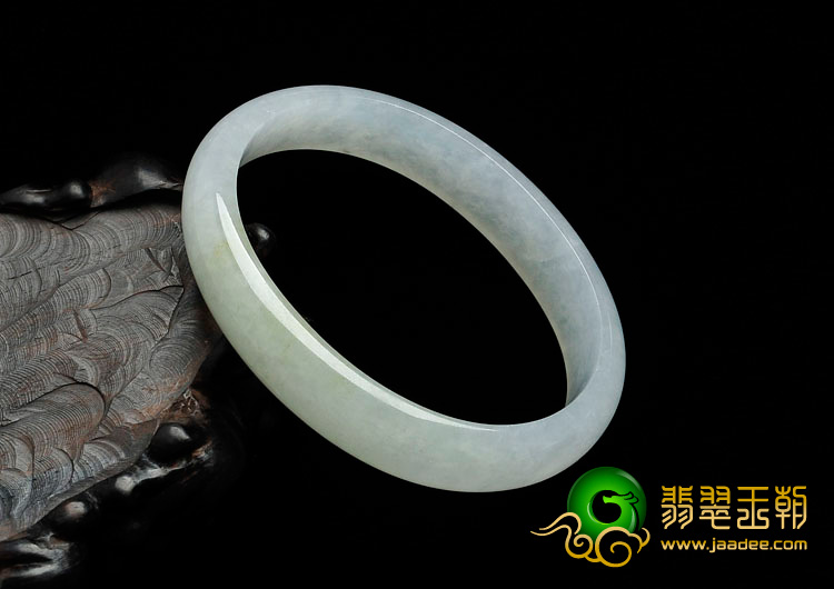 冰种晴水略带黄翡缅甸翡翠贵妃镯（59.6mm-51.3mm）