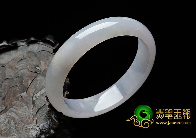 糯冰种淡紫罗兰缅甸翡翠手镯（57.8mm）