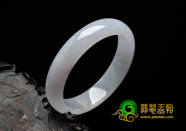 糯冰种淡紫罗兰缅甸翡翠手镯（57.8mm）