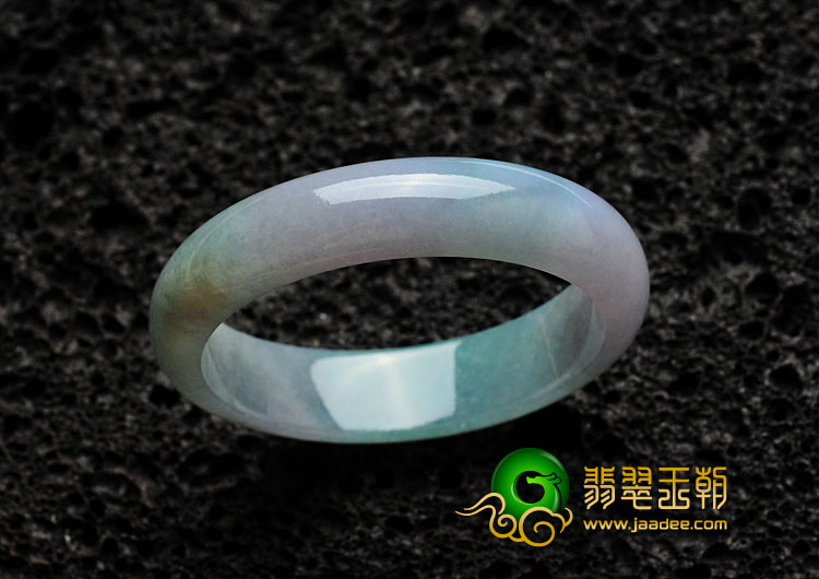 糯冰种春带彩缅甸翡翠手镯（51.3mm）