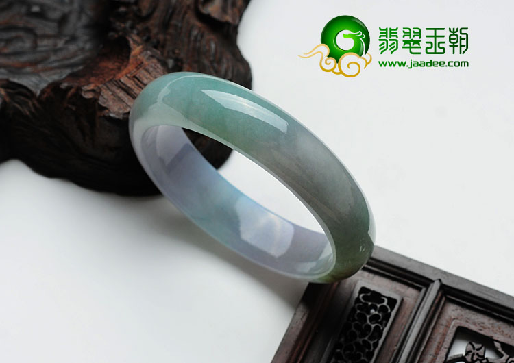 糯冰种春带彩缅甸翡翠手镯（51.3mm）