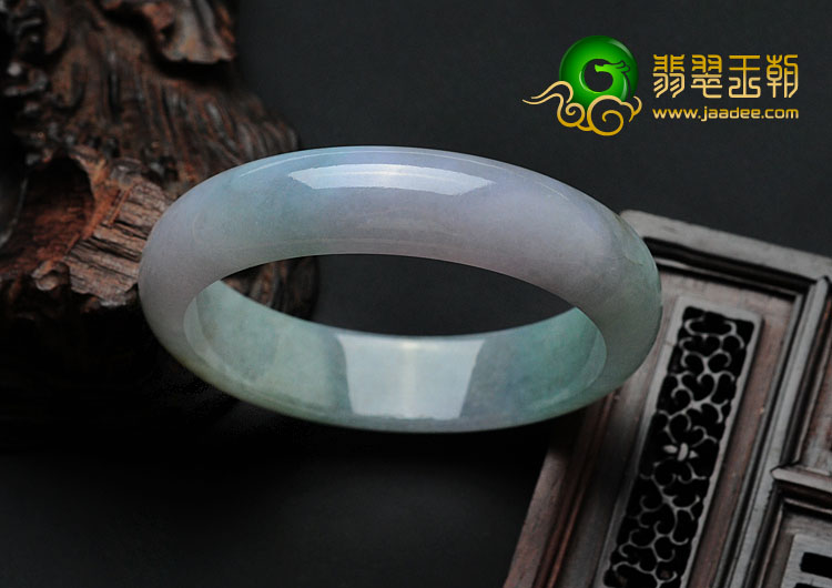 糯冰种春带彩缅甸翡翠手镯（51.3mm）