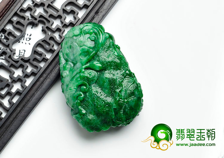细糯种菠菜绿缅甸翡翠金蟾挂件