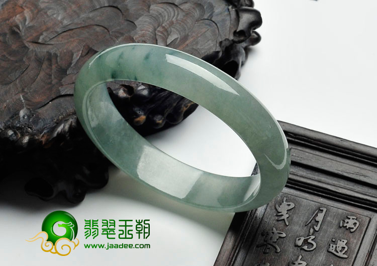 冰种飘花缅甸翡翠手镯（52.4mm）