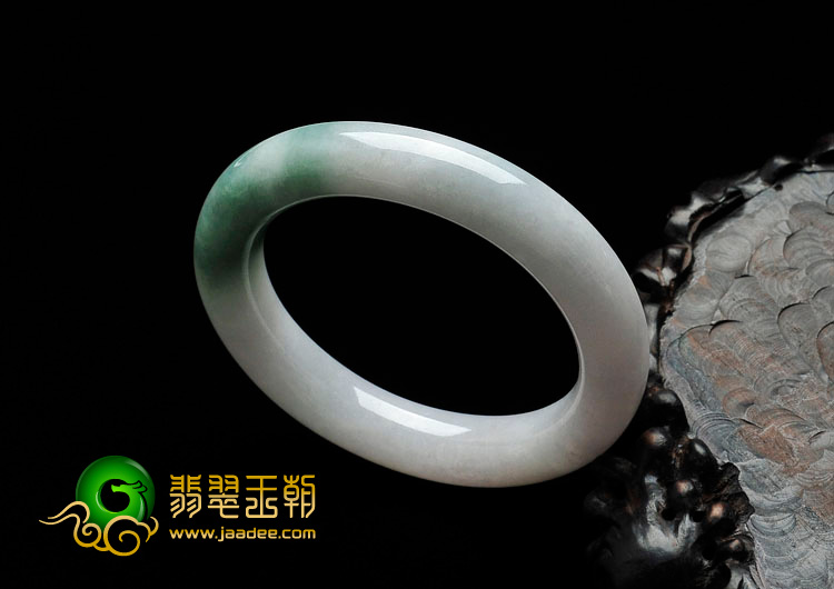 细糯种飘花缅甸翡翠圆条手镯（56.9mm）