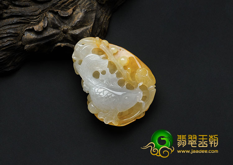 糯冰种黄翡缅甸翡翠年年有余挂件