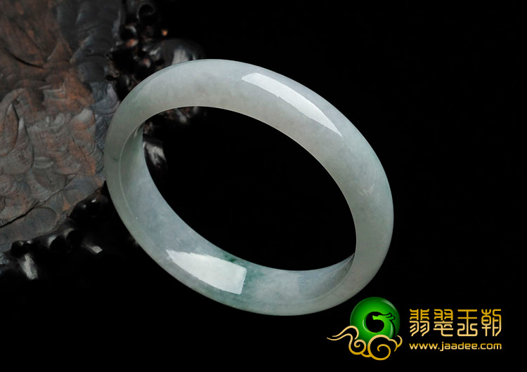 糯冰种飘花缅甸翡翠手镯（57.5mm）