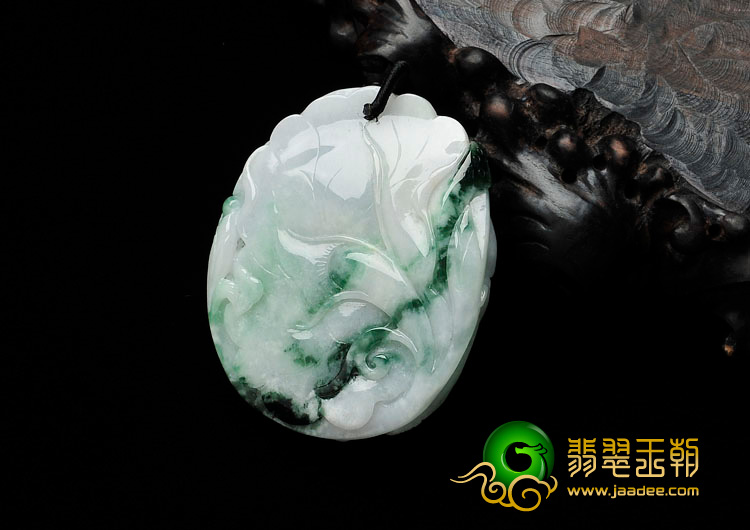 糯冰种飘花缅甸翡翠年年有余挂件
