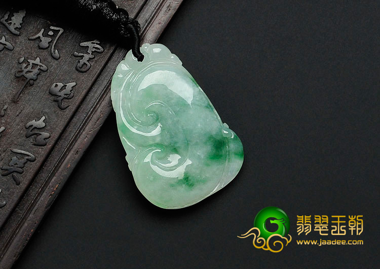 糯冰种飘翠缅甸翡翠如意寿挂件