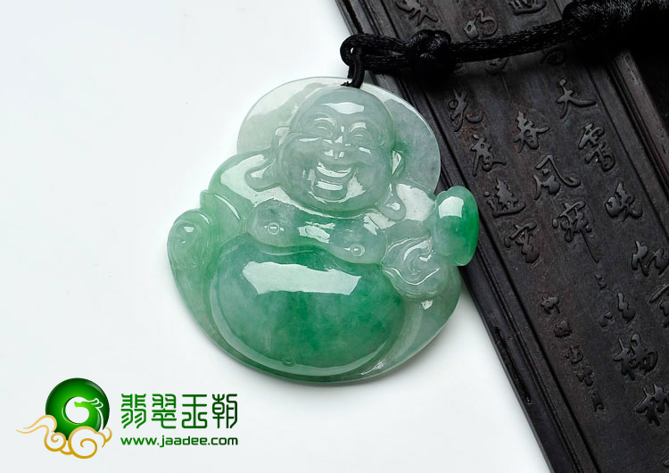 糯冰种翠色缅甸翡翠玉佛挂件