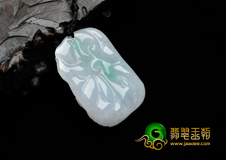 糯冰种飘翠缅甸翡翠年年有余挂件