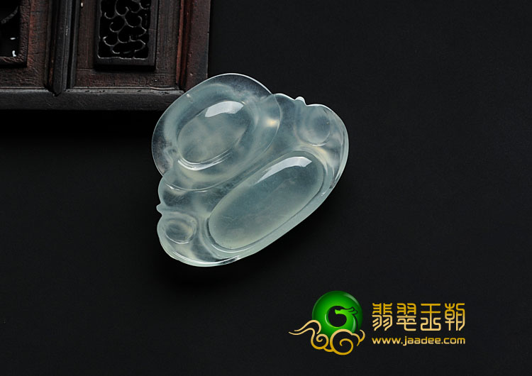冰玻种晴水缅甸翡翠玉佛挂件