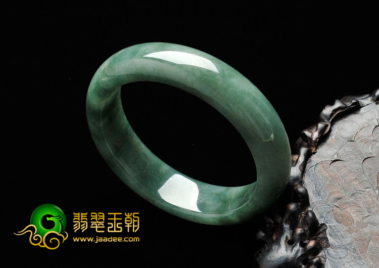 糯冰种蓝晴水缅甸翡翠手镯（60.9mm）