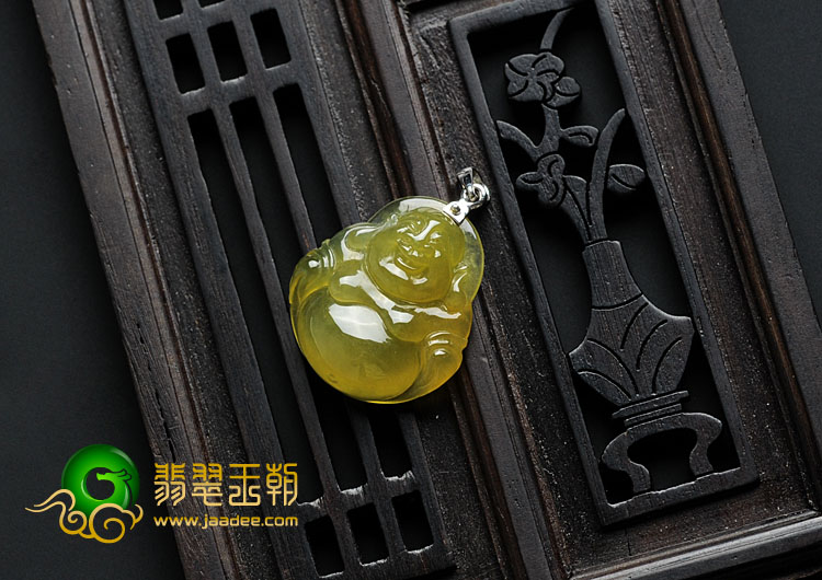 冰种黄翡缅甸翡翠玉佛挂件