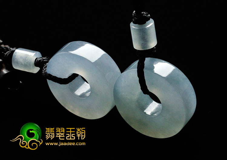 冰种蓝晴水缅甸翡翠路路通挂件（一对）