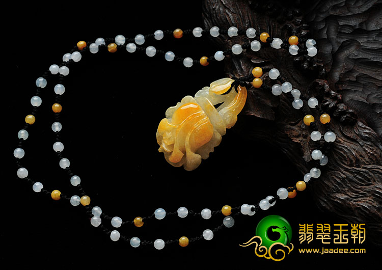 糯冰种黄翡缅甸翡翠玫瑰花挂件