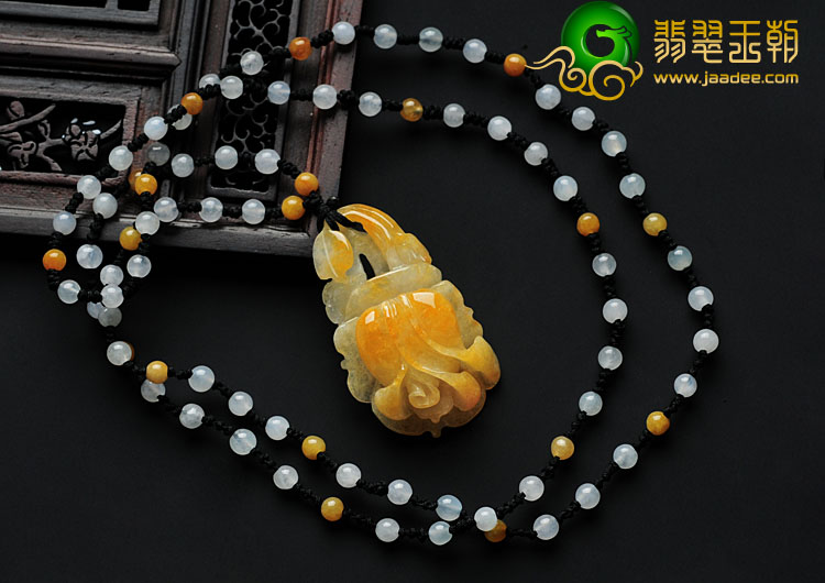 糯冰种黄翡缅甸翡翠玫瑰花挂件