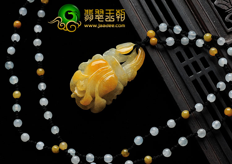 糯冰种黄翡缅甸翡翠玫瑰花挂件