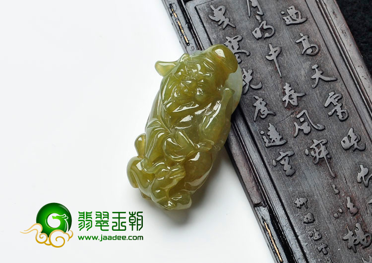 (超值推荐)冰种褐黄翡缅甸翡翠济公活佛挂件