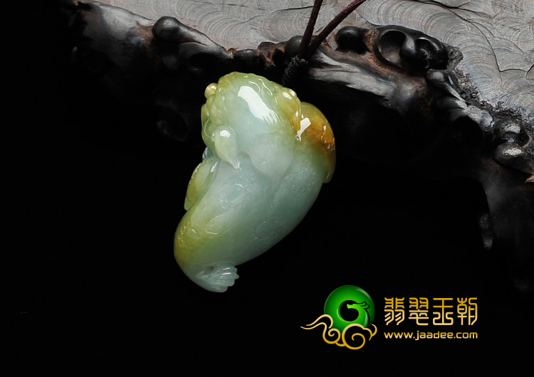 糯冰种黄翡缅甸翡翠貔貅挂件