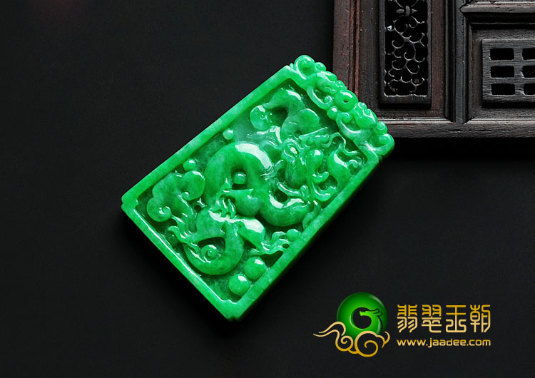 糯冰种阳绿满绿缅甸翡翠龙凤牌挂件