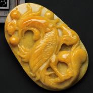 细糯种黄翡缅甸翡翠凤牌挂件