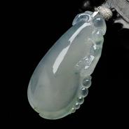 冰种飘花缅甸翡翠福寿瓜挂件