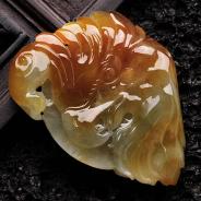 糯冰种黄翡缅甸翡翠鹰头挂件