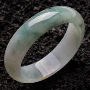 糯冰种飘花缅甸翡翠手镯（58mm）