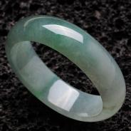 冰种晴水缅甸翡翠贵妃镯（56.1mm-49.5mm）