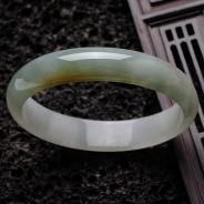 糯冰种晴水黄翡缅甸翡翠手镯（58.3)
