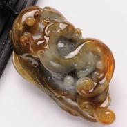 糯冰种褐黄翡缅甸翡翠双龙戏珠挂件