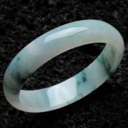 糯冰种飘花缅甸翡翠手镯（57mm）