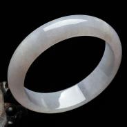 糯冰种淡春带彩缅甸翡翠手镯（57.1mm）