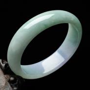 糯冰种春带彩缅甸翡翠贵妃镯（54.8mm-49.4mm）