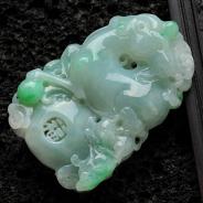 糯冰种飘翠缅甸翡翠羊牌挂件