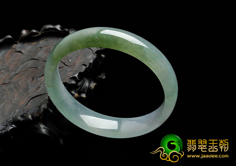 糯冰种晴水略带黄翡缅甸翡翠手镯（57mm）