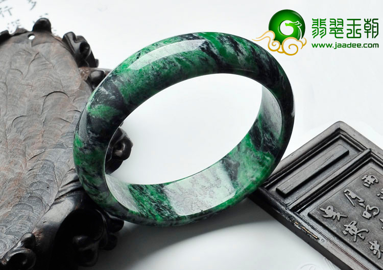 细糯种癣加绿缅甸翡翠手镯（58.8mm）