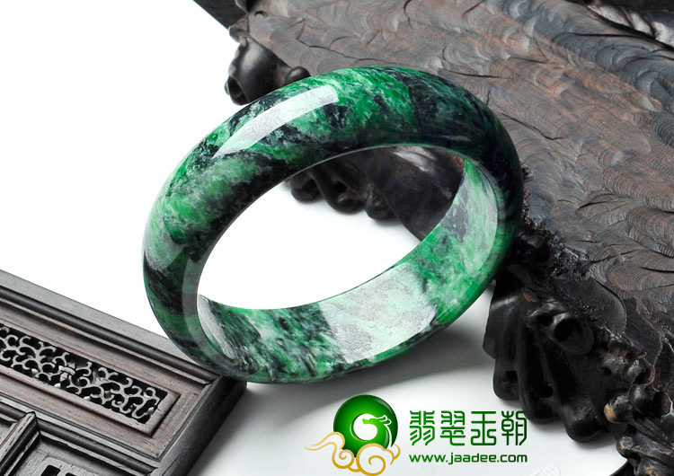 细糯种癣加绿缅甸翡翠手镯（58.7mm）