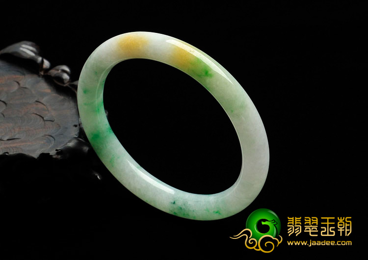 糯冰种三彩缅甸翡翠圆条手镯（52.2mm）