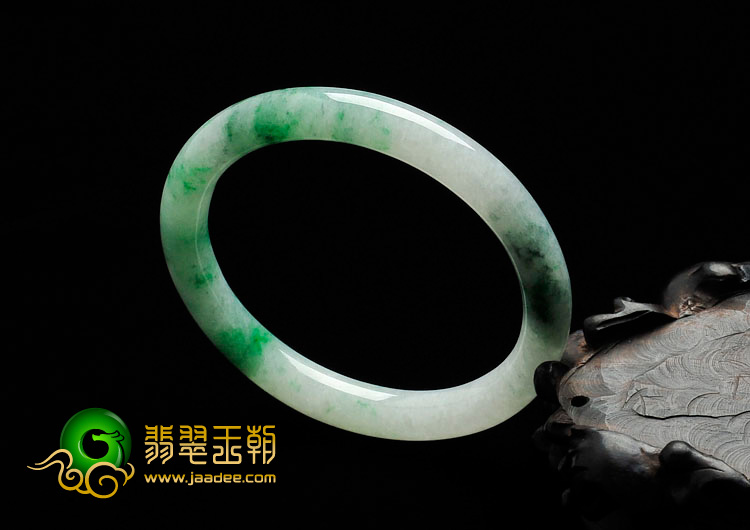 糯冰种飘花缅甸翡翠圆条手镯（53mm）