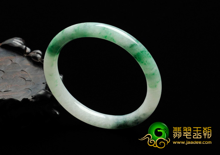 糯冰种飘花缅甸翡翠圆条手镯（53mm）