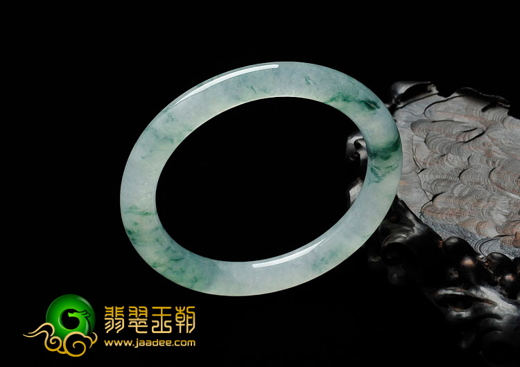 冰种飘花缅甸翡翠圆条手镯（56.4mm）