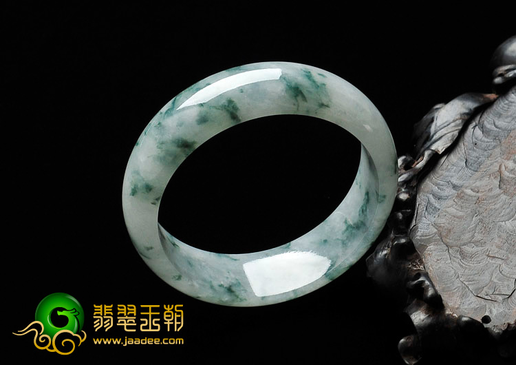 冰种飘花缅甸翡翠手镯（57mm）