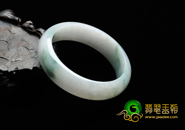 糯冰种飘花缅甸翡翠手镯（54.4mm）