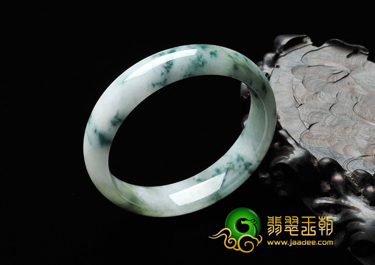 糯冰种飘花缅甸翡翠手镯（52.4mm）